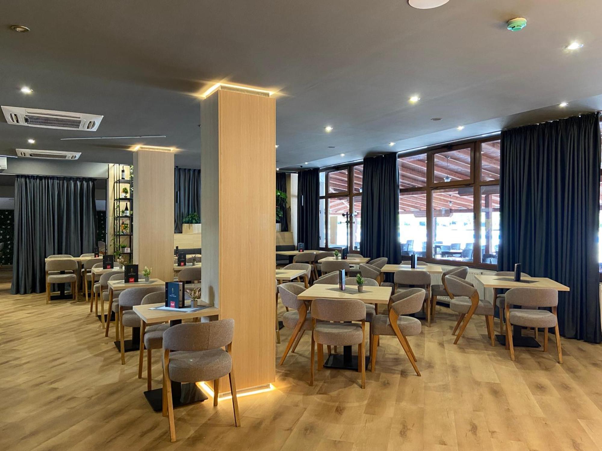 Motel "Izvor Bosne" Ilidža Ngoại thất bức ảnh